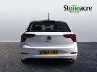 Used VW Polo Life 95 HP (69 kW) 2024 White Hatchback