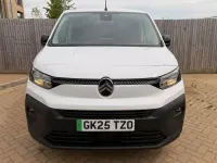 Usado Citroën e-Berlingo 98 kW (134 HP) 2025 Branco Monovolume