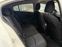 Used Mazda 3 2016 White Hatchback