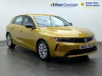 Gebraucht Vauxhall Astra Design Edition 130 PS (95 kW) 2022 Gelb Kleinwagen