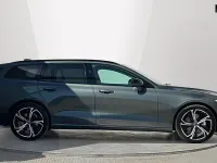 Usado Volvo V60 Plus 197 CV (144 kW) 2026 Verde Familiar