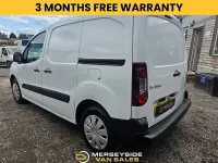 Used Citroën Berlingo 75 HP (55 kW) 2018 White MPV