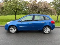 Used Renault Clio Dynamique 86 HP (63 kW) 2010 Blue Estate