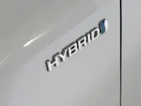 Used Toyota Corolla Design 122 HP (89 kW) 2019 Silver Hatchback
