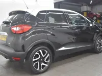 Used Renault Captur Dynamique 90 HP (66 kW) 2014 Black/cream SUV
