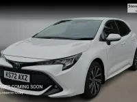 Used Toyota Corolla Design 140 HP (102 kW) 2023 White Hatchback