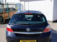 Second-hand Vauxhall Astra 90 CP (66 kW) 2007 Negru Hatchback