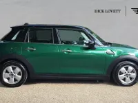 Używany Mini Cooper Classic 134 KM (98 kW) 2022 Zielony Hatchback