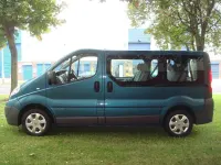 Used Renault Trafic 2009 Blue MPV