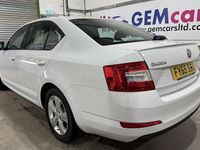 Usado Skoda Octavia GreenLine 110 HP (80 kW) 2016 Carrinha
