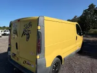 Used Renault Trafic 2006 Yellow MPV