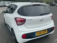 Used Hyundai i10 Premium 67 HP (49 kW) 2019 White Hatchback