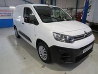 Used Vauxhall Combo 100 HP (73 kW) 2024 White MPV
