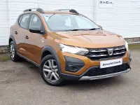 Used Dacia Sandero Essentiel 100 HP (73 kW) 2022 Orange Hatchback