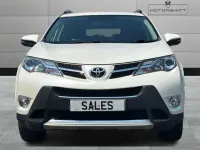 Used Toyota RAV4 124 HP (91 kW) 2015 White SUV
