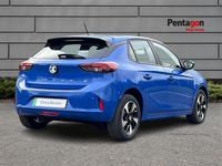 Second-hand Vauxhall Corsa-e Design Edition 100 kW (136 CP) 2024 Albastru Hatchback
