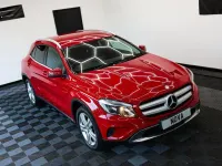 Used Mercedes GLA200 Executive 156 HP (114 kW) 2017 Red SUV