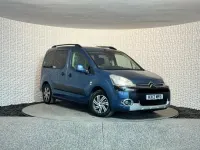 Usado Citroën Berlingo XTR 92 HP (67 kW) 2012 Azul Monovolume