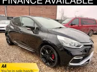 Used Renault Clio 200 HP (147 kW) 2015 Black Hatchback