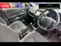 Usado Renault Clio IV Dynamique 90 CV (66 kW) 2016 Rojo Utilitario