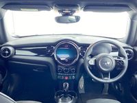 Używany Mini Cooper S Hatch 176 KM (129 kW) 2023 Żółty Hatchback