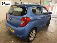 Używany Vauxhall Viva 75 KM (55 kW) 2016 Niebieski Hatchback