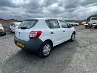 Begagnad Dacia Sandero Acces 75 HK (55 kW) 2013 Vit Halvkombi