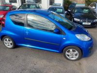 Second-hand Peugeot 107 Allure 68 CP (50 kW) 2013 Albastru Hatchback