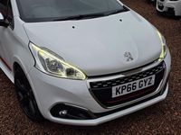 Used Peugeot 208 Prestige 208 HP (152 kW) 2016 White Hatchback