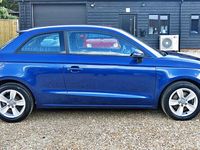 Usado Audi A1 Basis 115 HP (84 kW) 2015 Azul Citadino