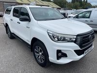 Used Toyota HiLux 150 HP (110 kW) 2019 White Pickup