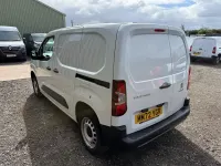 Used Peugeot Partner Premium 131 HP (96 kW) 2022 White MPV