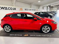 Used Vauxhall Astra SRi 150 HP (110 kW) 2016 Red Hatchback