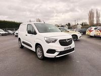 Used Vauxhall Combo Sportive 100 HP (73 kW) 2020 White MPV