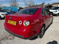 Used VW Jetta SE 105 HP (77 kW) 2007 Red Sedan