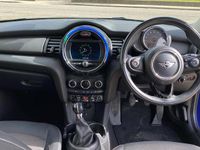 Used Mini ONE Hatch 101 HP (74 kW) 2018 Blue Hatchback