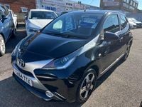 Begagnad Toyota Aygo X-clusiv 2014 Svart Halvkombi