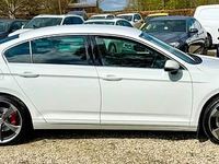 Usado VW Passat Business 120 HP (88 kW) 2016 Branco Sedan
