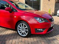 Begagnad Seat Ibiza FR 90 HK (66 kW) 2017 Röd Halvkombi