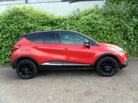 Used Renault Captur Signature 120 HP (88 kW) 2017 Red SUV