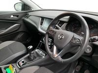 Used Vauxhall Grandland X SRi 131 HP (96 kW) 2021 Grey SUV