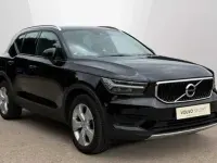 Usado Volvo XC40 Momentum 161 HP (118 kW) 2022 Preto SUV