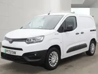 Used Toyota Proace 50 kW (68 HP) 2022 White MPV