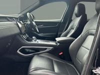 Second-hand Jaguar F-Pace R-Dynamic 204 CP (150 kW) 2022 Negru SUV