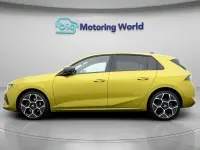 Used Vauxhall Astra Ultimate 130 HP (95 kW) 2023 Yellow/black Hatchback