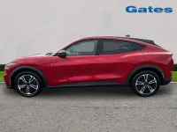 Used Ford Mustang Select 268 HP (197 kW) 2025 Red Hatchback