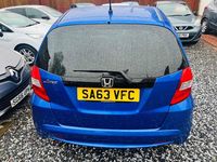 Used Honda Jazz ES 2013 Blue Hatchback