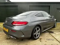 Usado Mercedes C220 AMG line 170 HP (125 kW) 2018 Cinzento Coupé