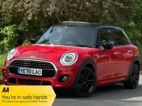 Used Mini Cooper Hatch 134 HP (98 kW) 2020 Red Hatchback