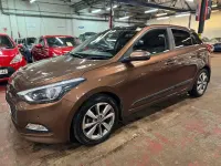 Begagnad Hyundai i20 Premium SE 100 HK (73 kW) 2017 Brun Halvkombi